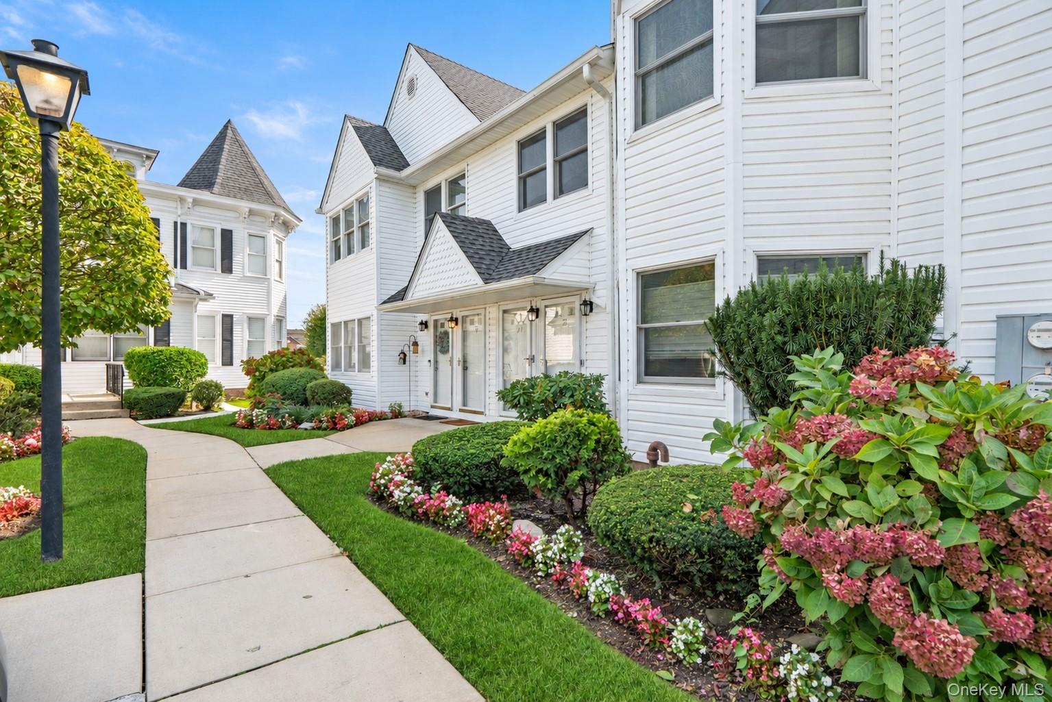 22 Ridgewood Drive – For Rent