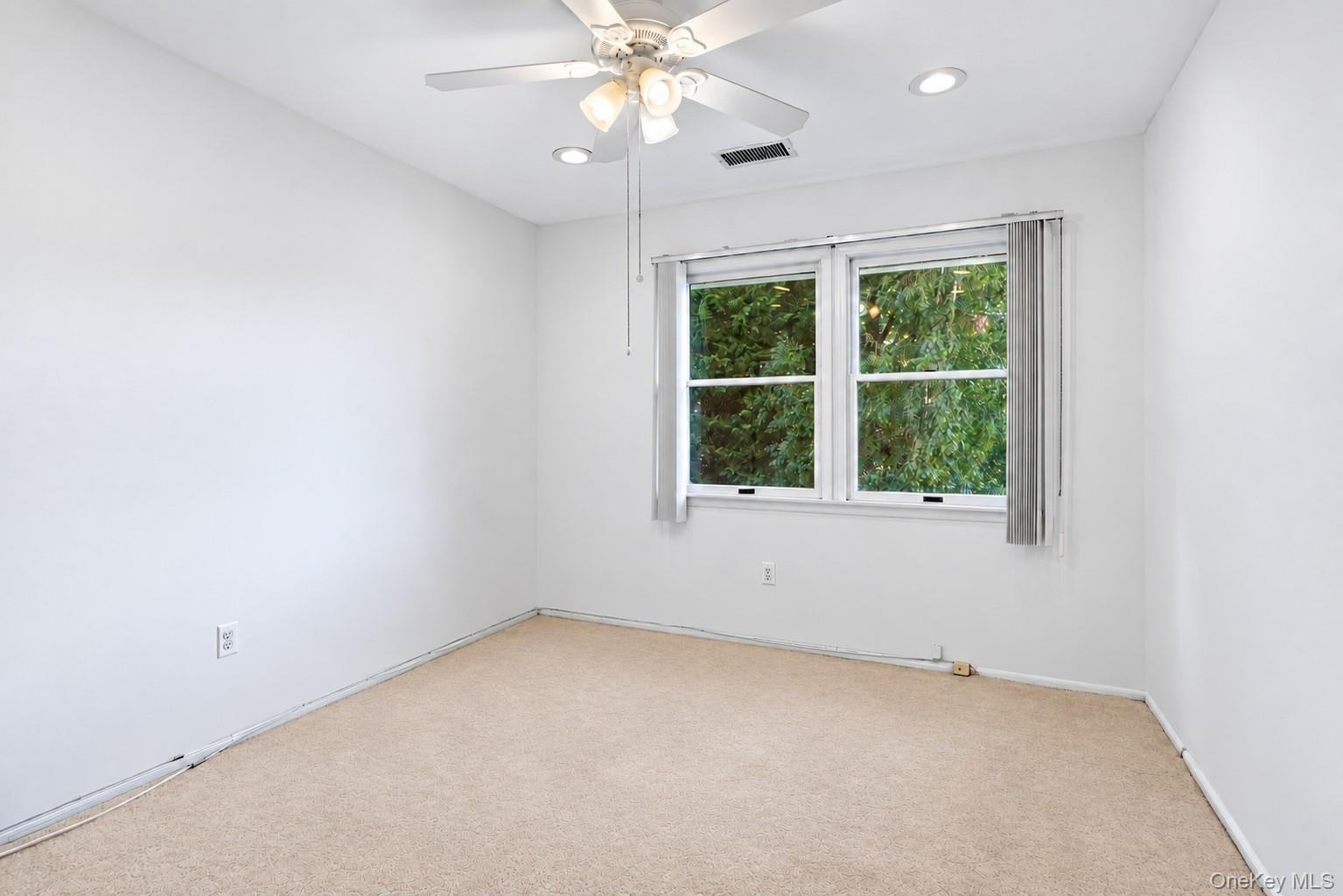 22 Ridgewood Drive – For Rent photo 16