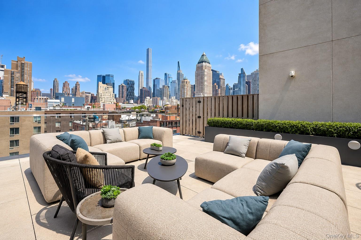 500 W 45th Street, Unit 209 photo 10