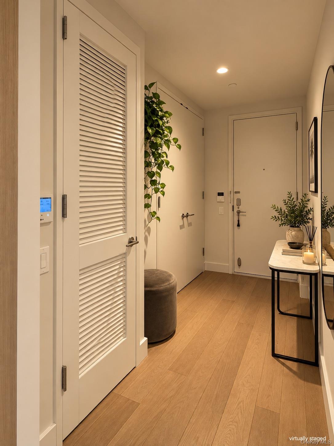 500 W 45th Street, Unit 209 photo 9