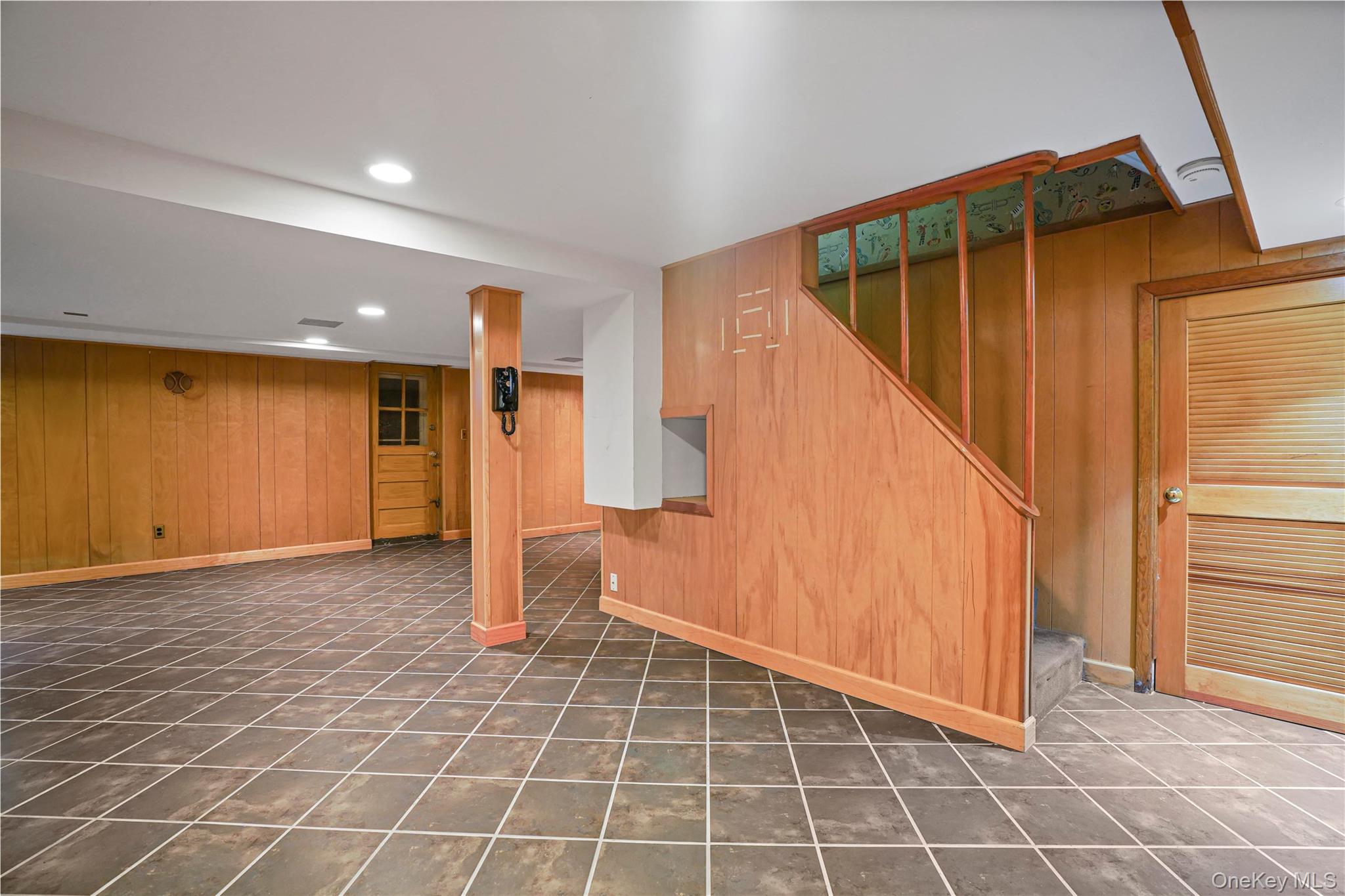 29 Coralyn Avenue – For Rent photo 24