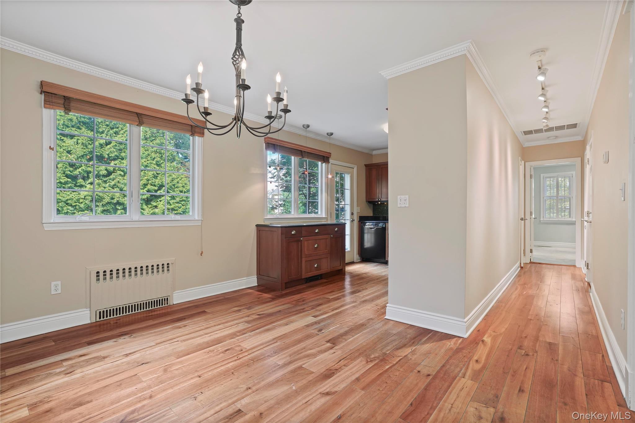 29 Coralyn Avenue – For Rent photo 7