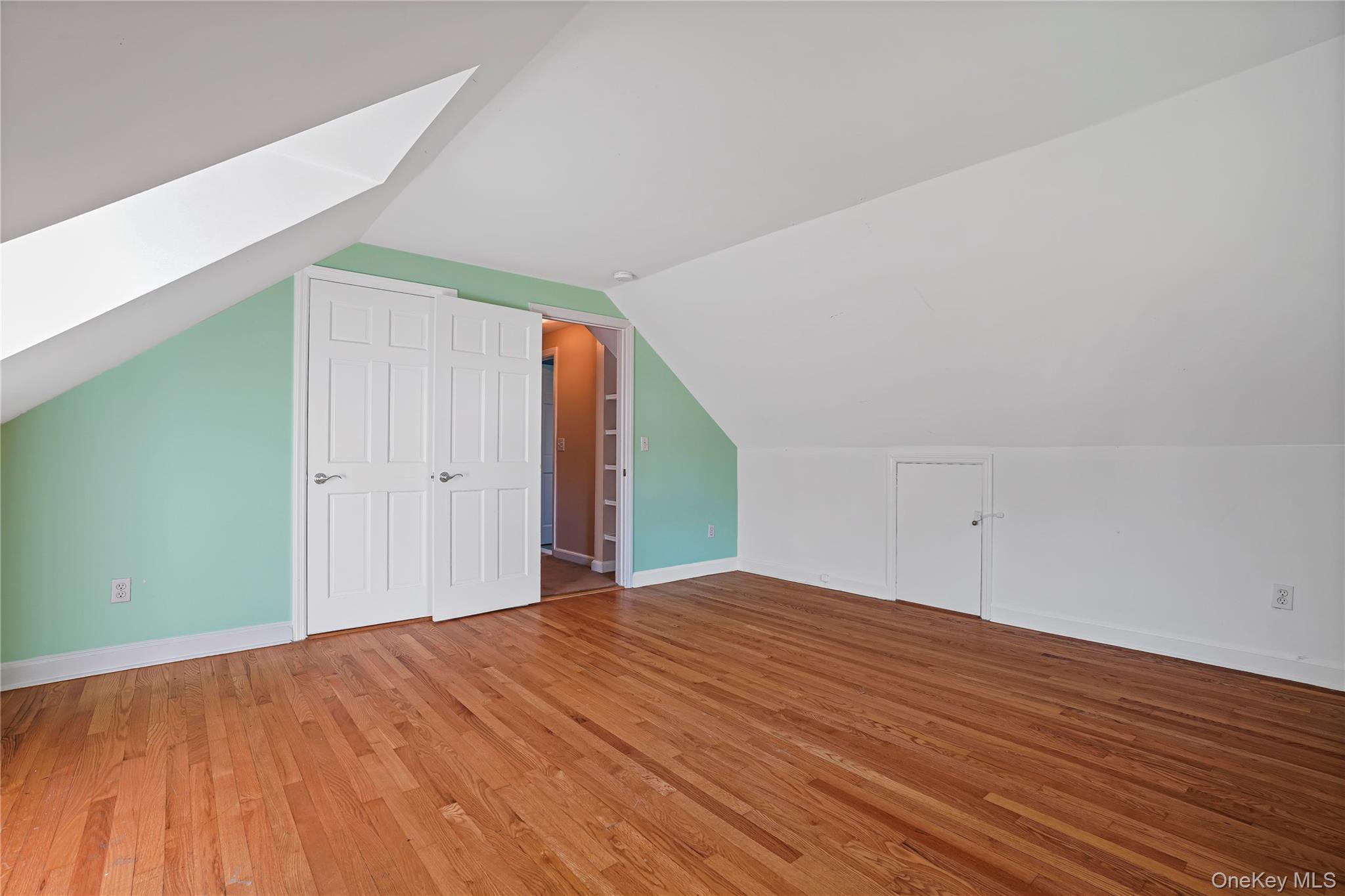 29 Coralyn Avenue – For Rent photo 20