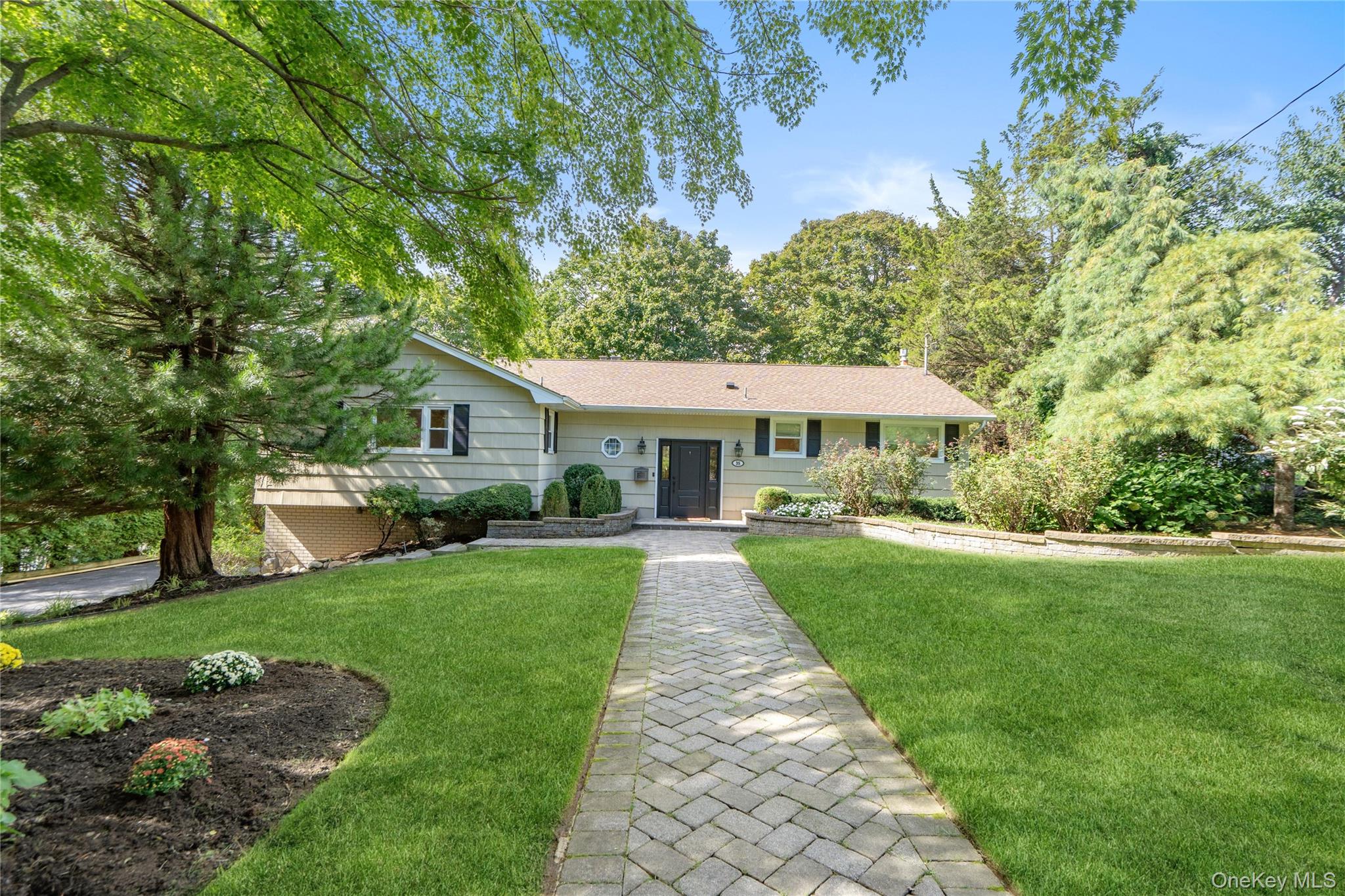 35 John Daves Lane – For Sale