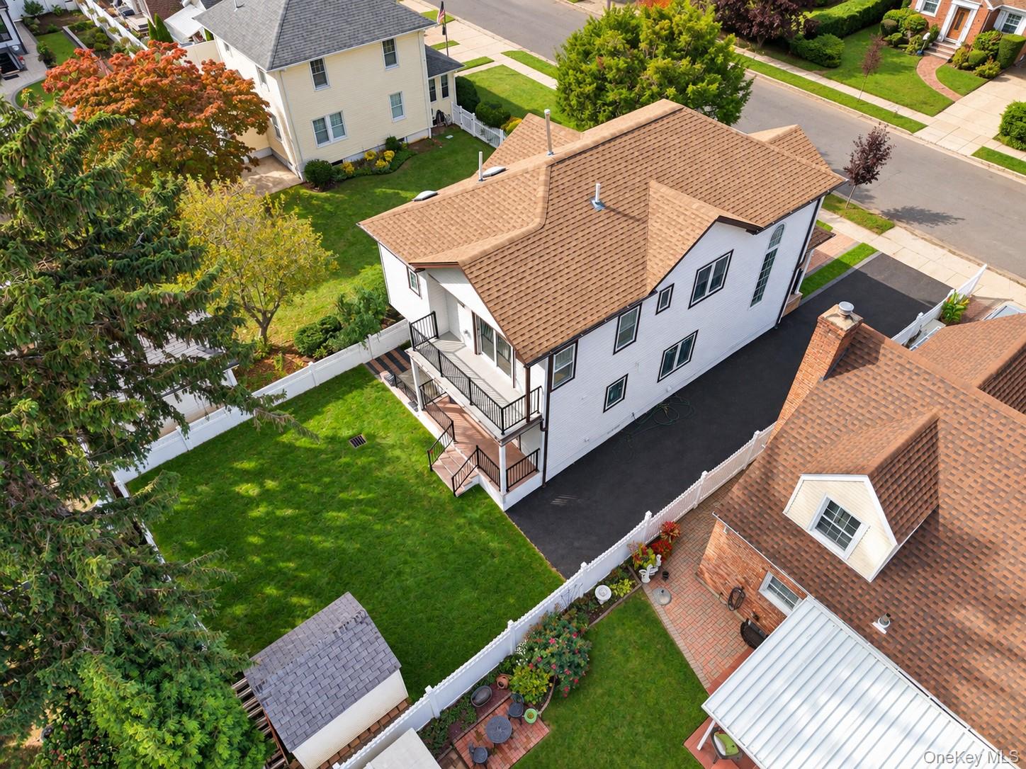 88 Dyckman Avenue – For Sale