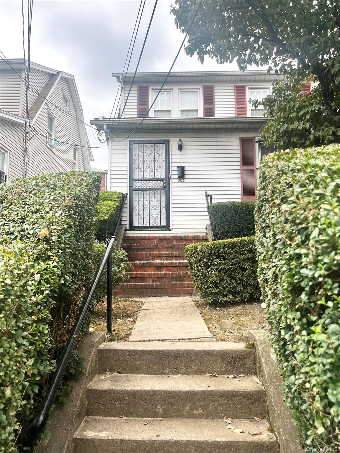 3922 Dyre Avenue, Unit 2