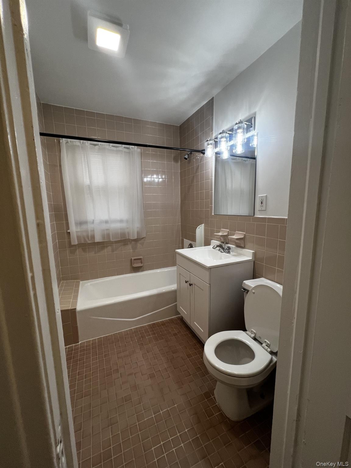 14 Minerva Place, Unit 6 photo 9