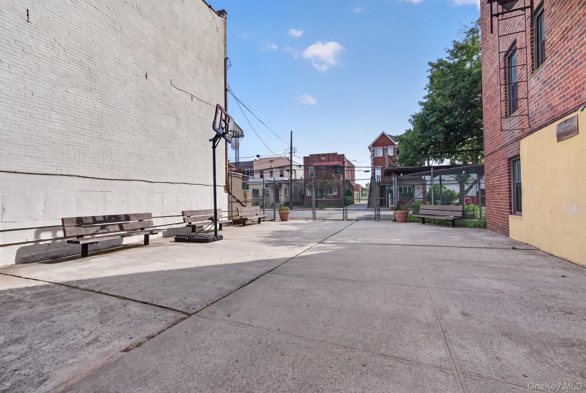 2475 E 11th Street, Unit 5K photo 18