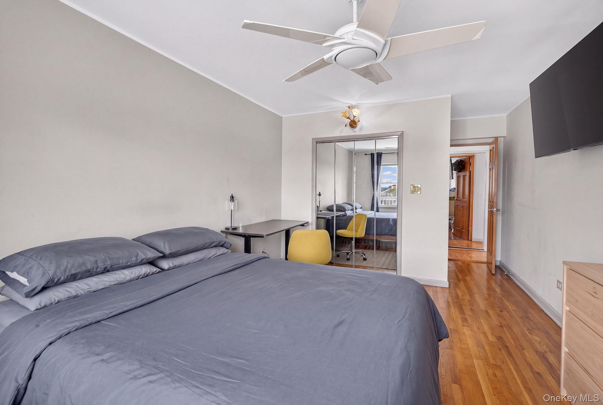2475 E 11th Street, Unit 5K photo 9