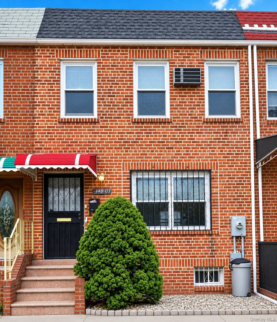 14803 61st Road – For Sale