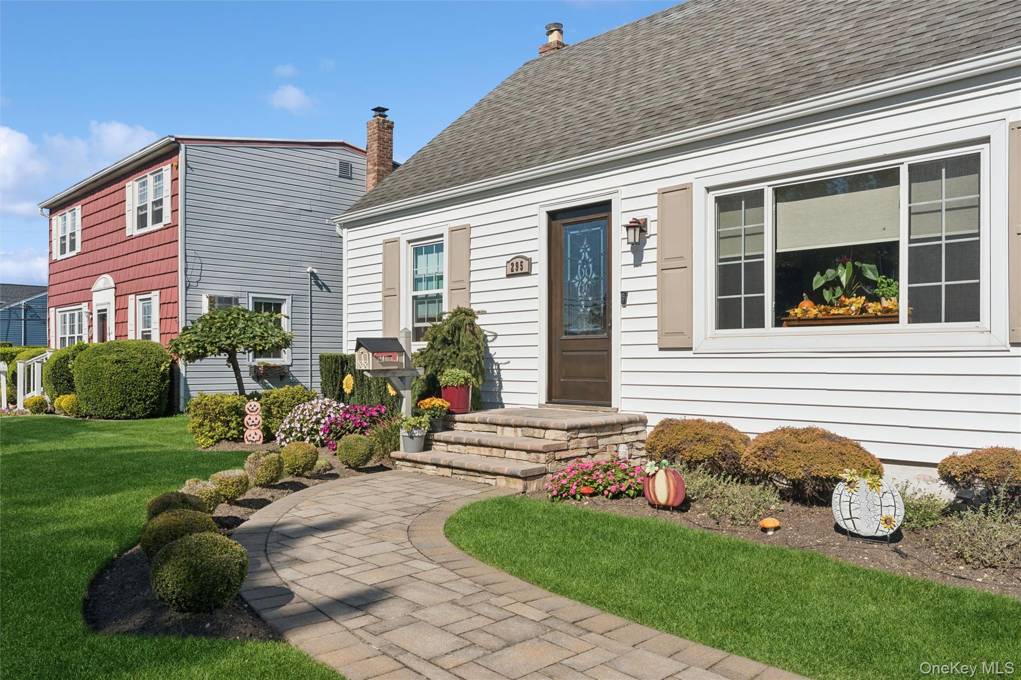 295 N Atlanta Avenue – For Sale photo 4