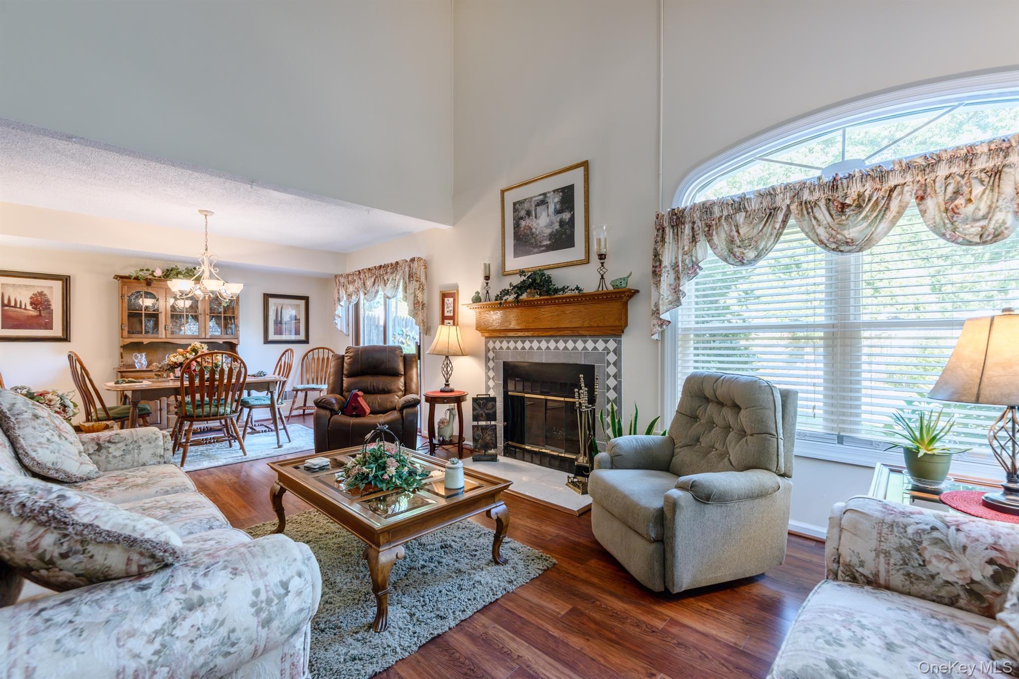 1 Cottonwood Circle – For Sale photo 4