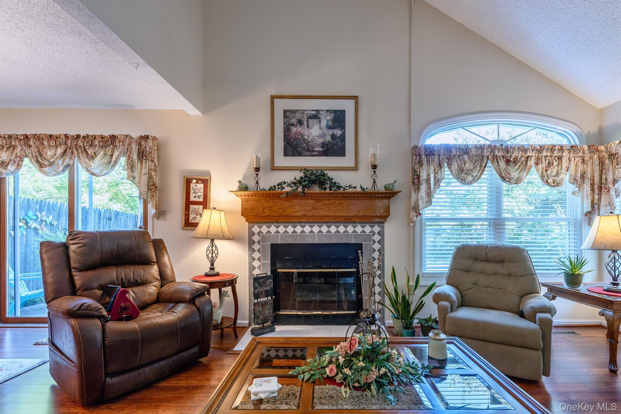 1 Cottonwood Circle – For Sale photo 6