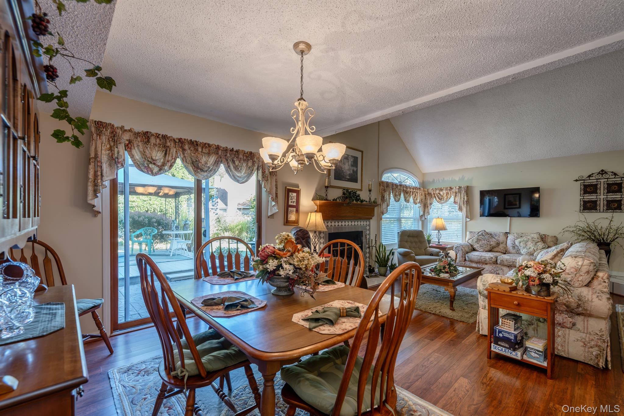 1 Cottonwood Circle – For Sale photo 10