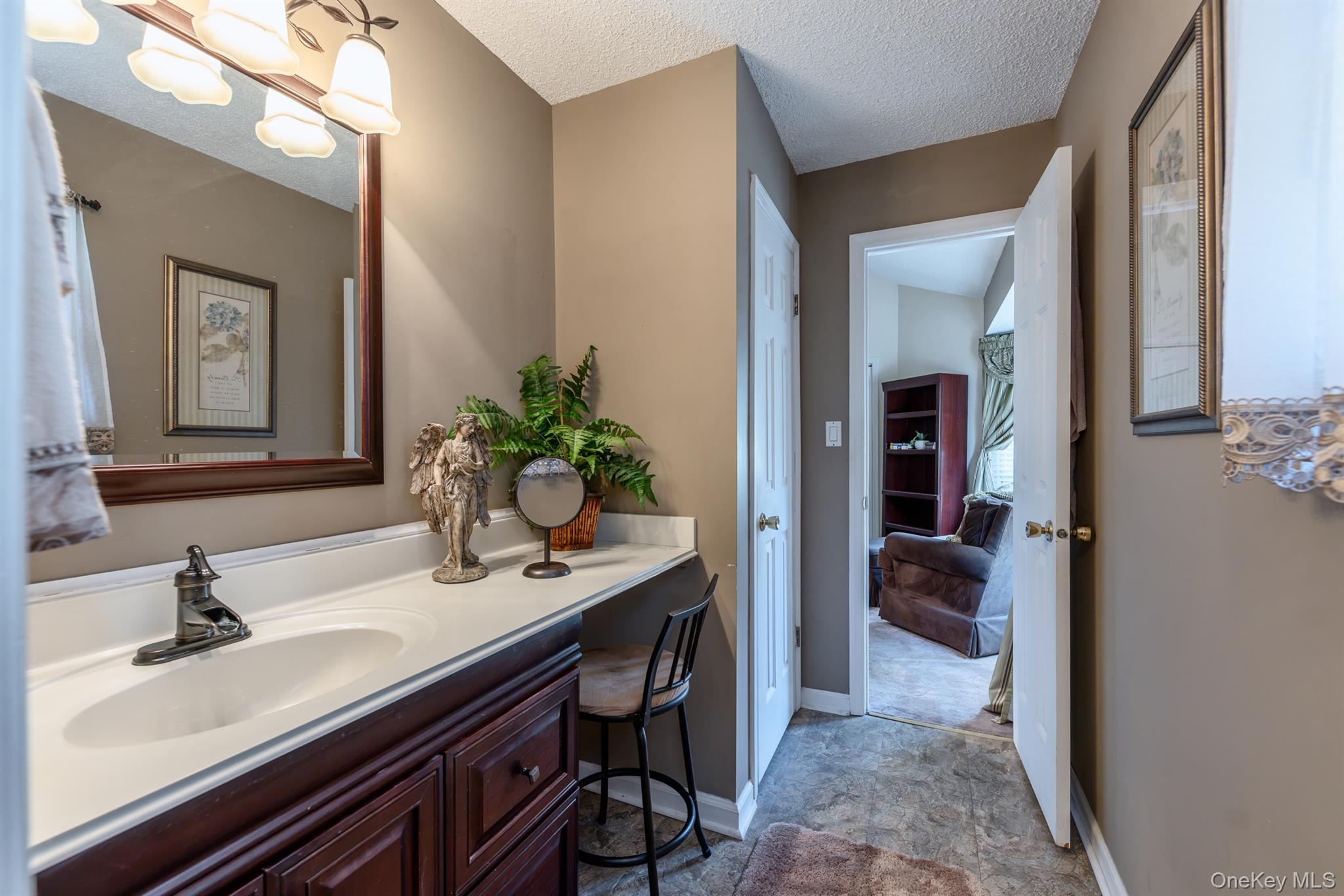 1 Cottonwood Circle – For Sale photo 23