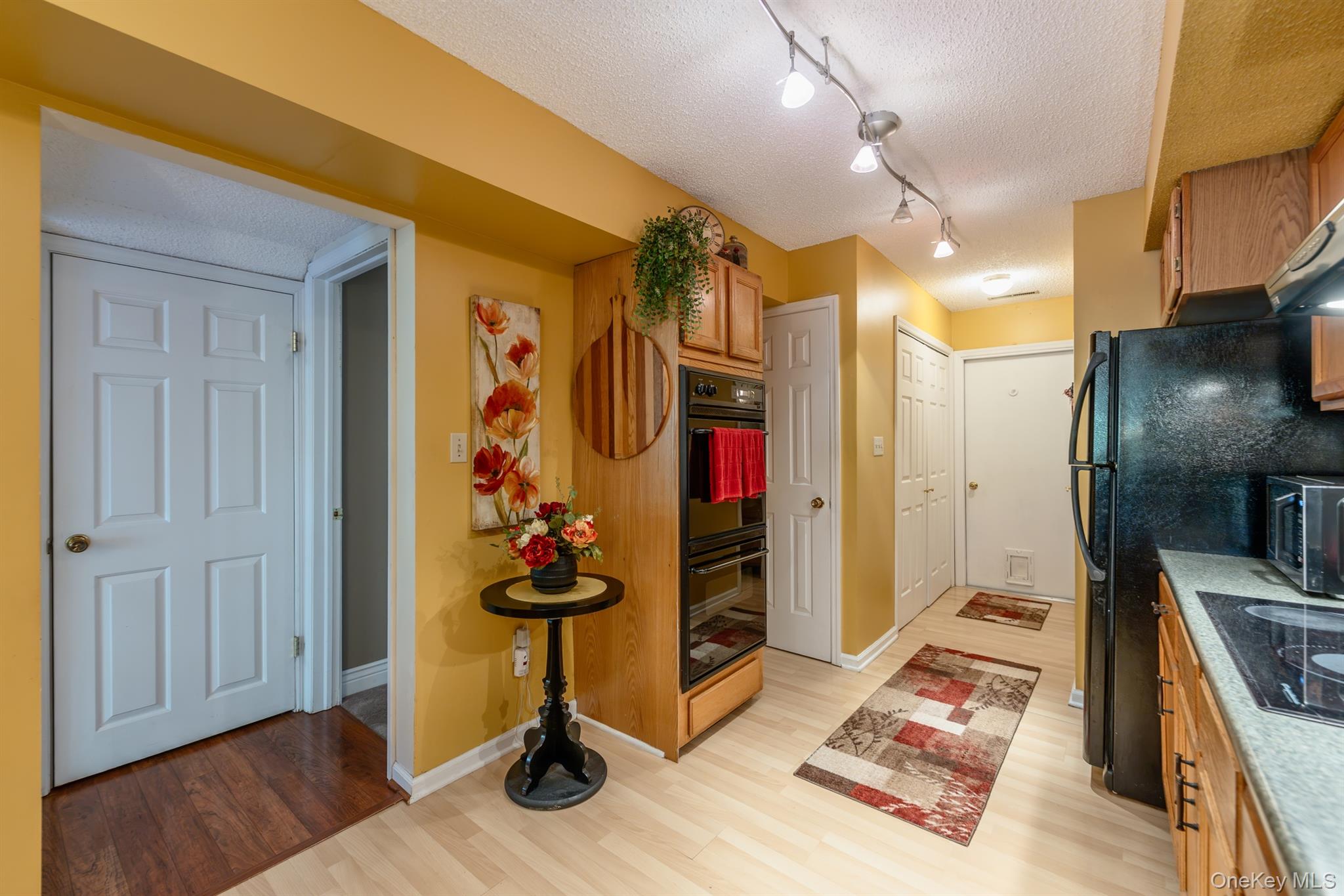 1 Cottonwood Circle – For Sale photo 16