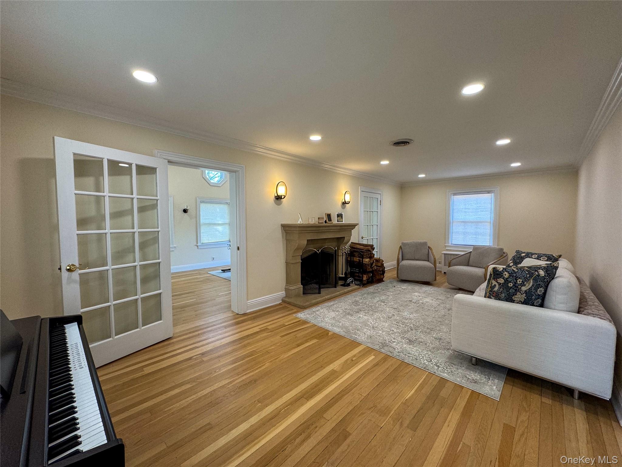 10 Wolfle Street – For Rent photo 5