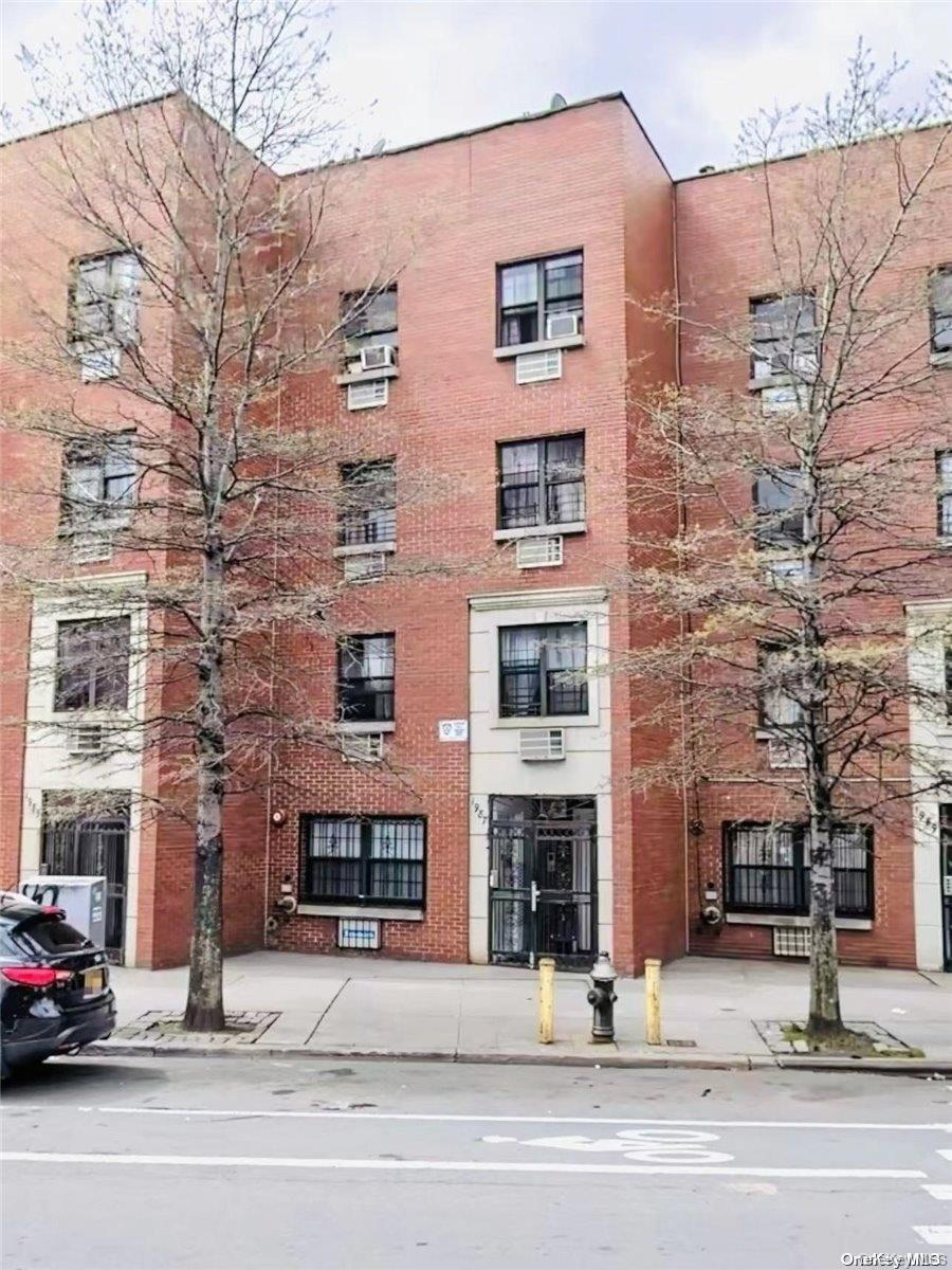 1987 Southern Boulevard – For Sale