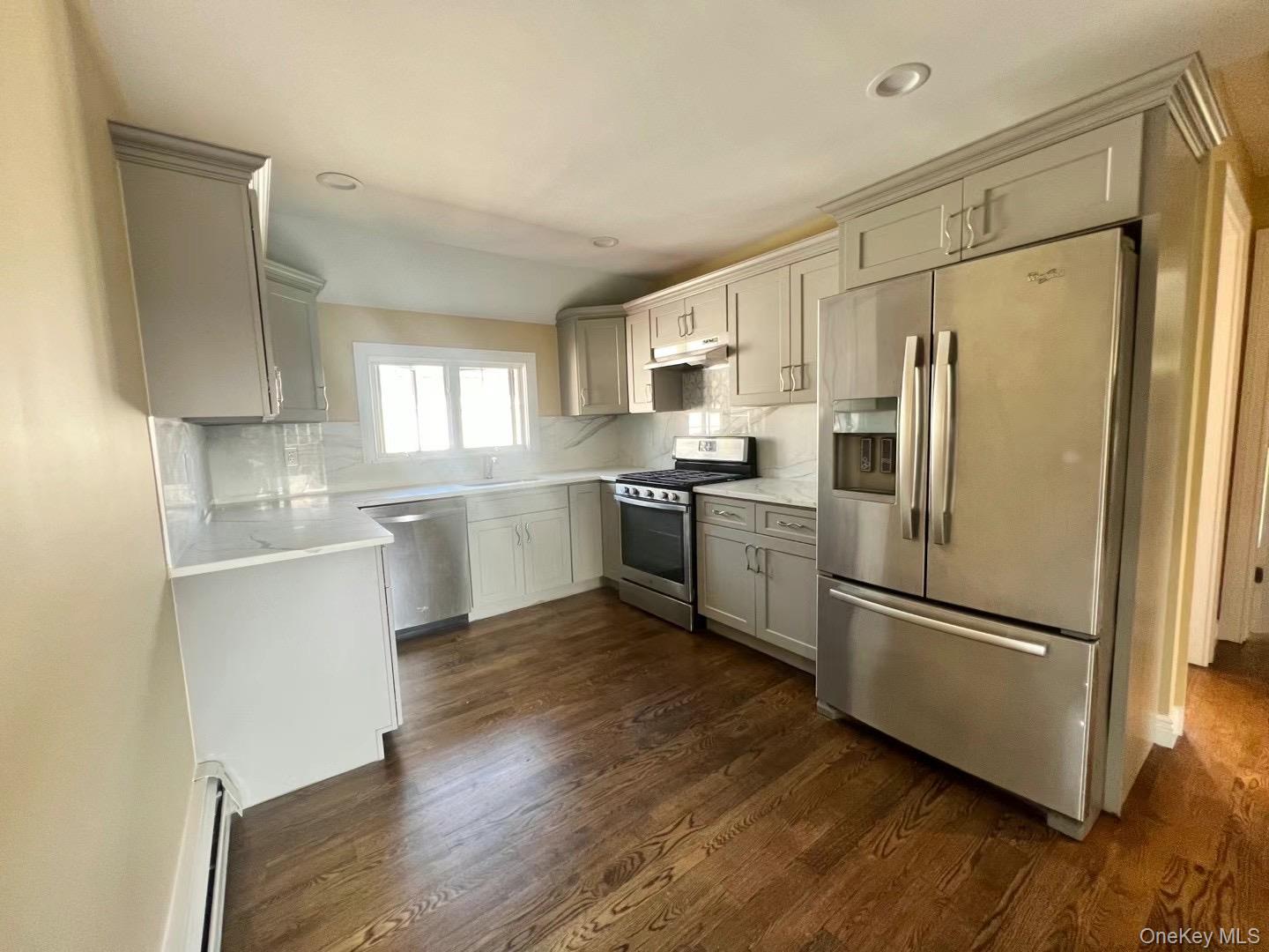 2019 154th Street – For Rent photo 2