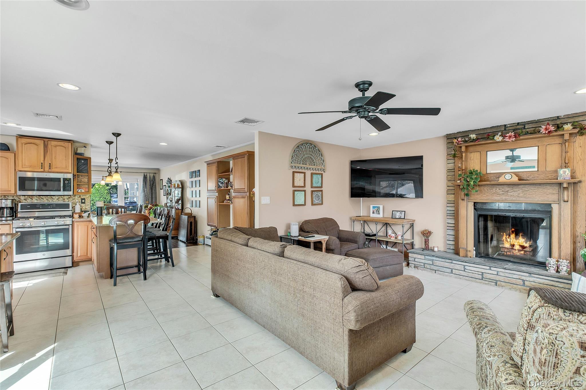 2084 Sherman Avenue – For Sale photo 11