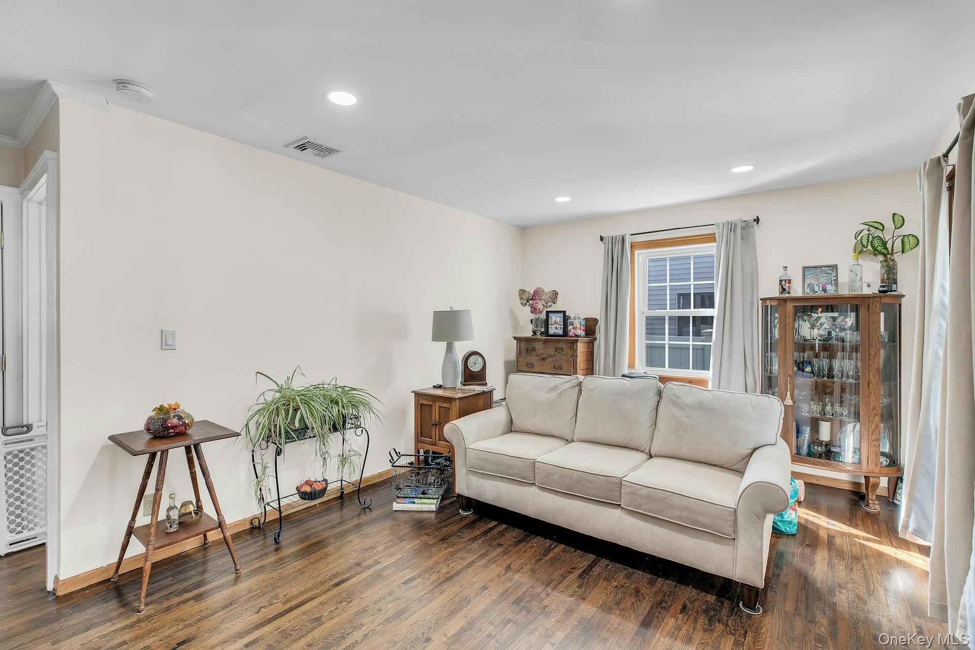 2084 Sherman Avenue – For Sale photo 12