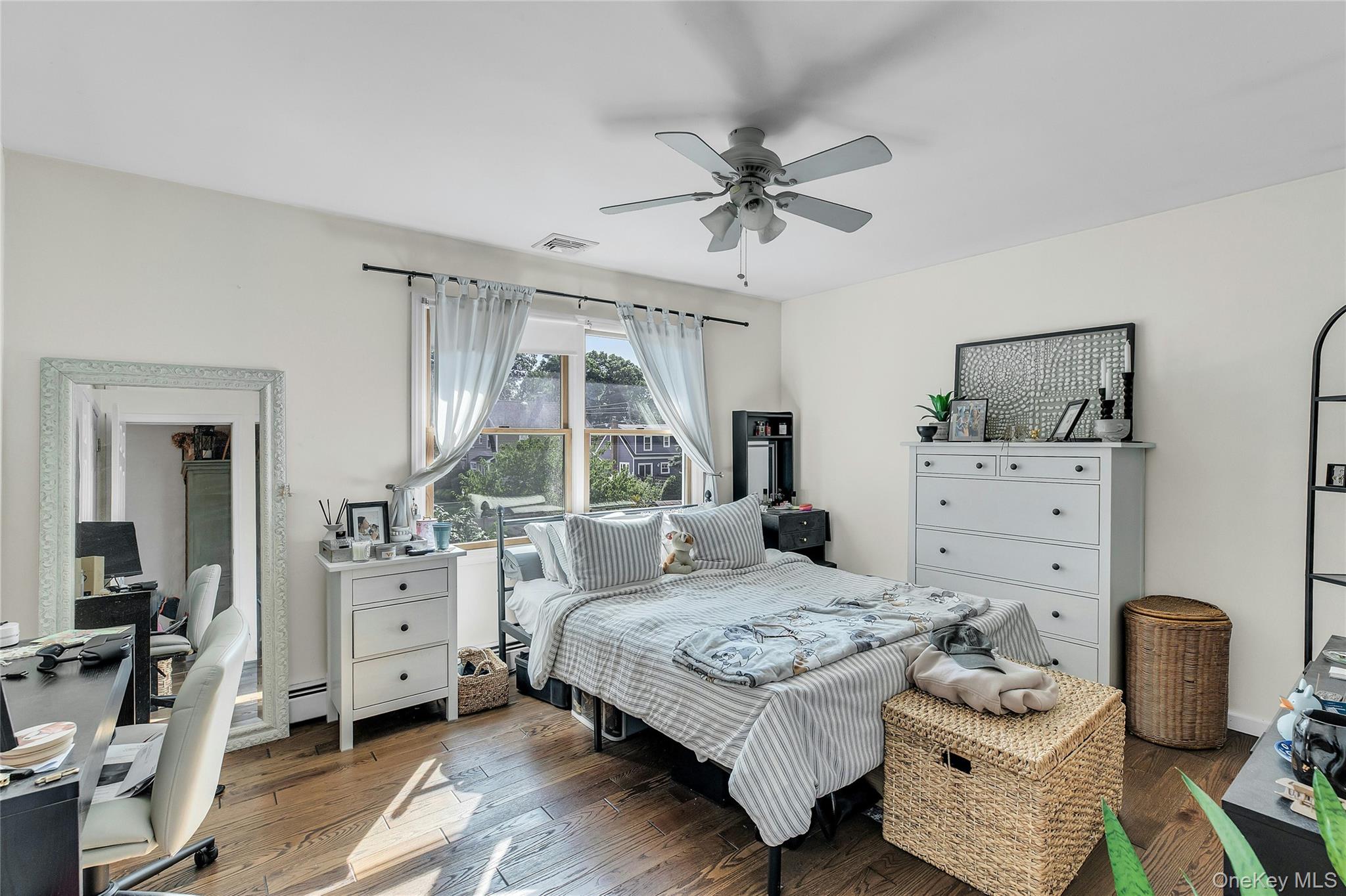 2084 Sherman Avenue – For Sale photo 15