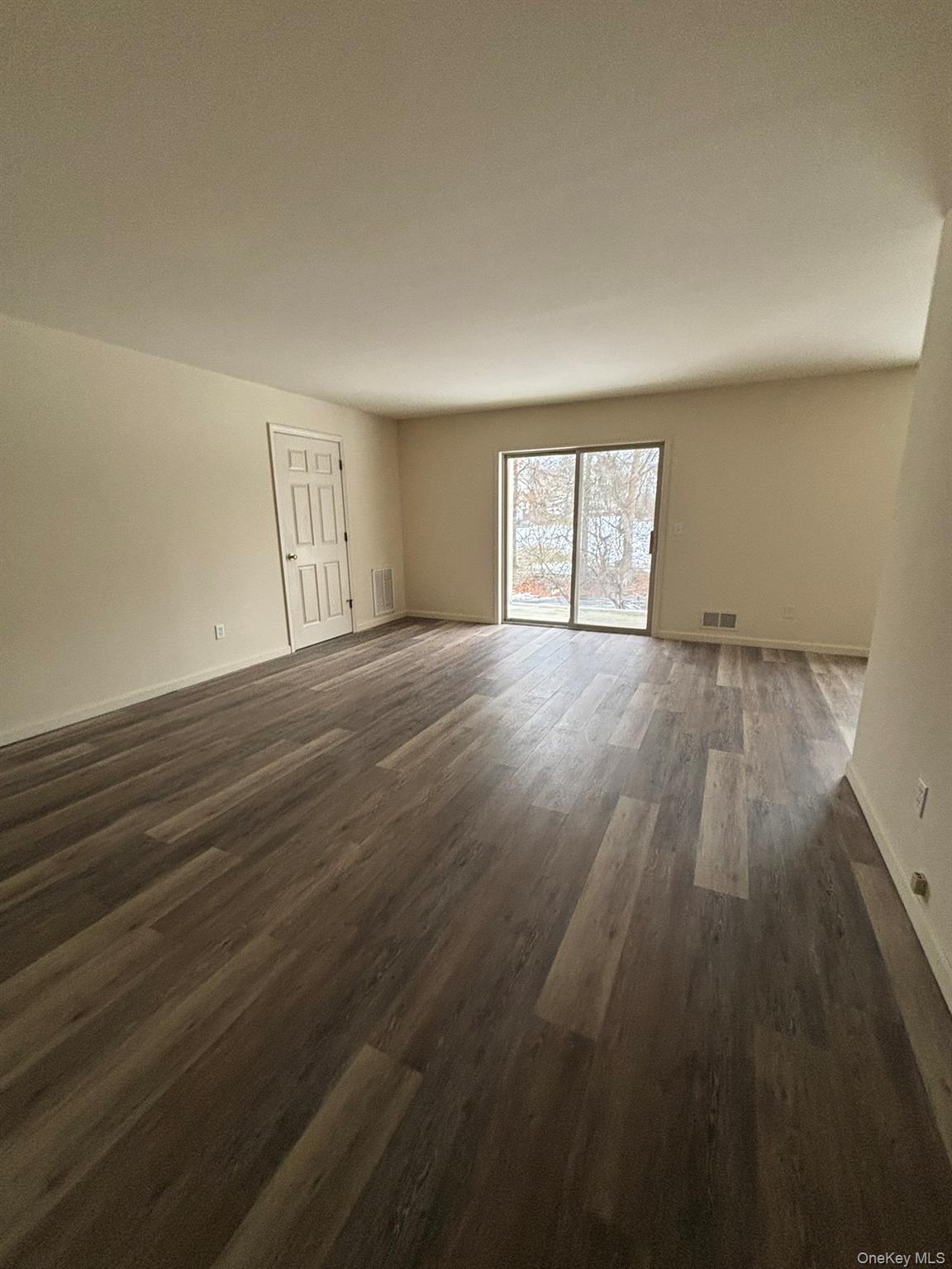 194 E Main Street, Unit 9 photo 8