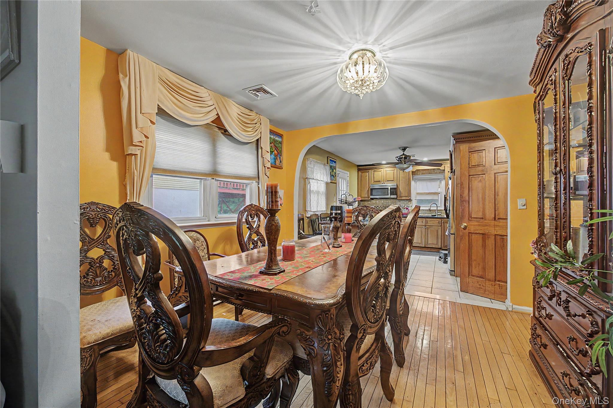 7 Cabot Avenue – For Sale photo 4