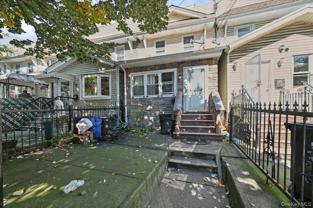 11507 103rd Avenue – For Sale photo 3