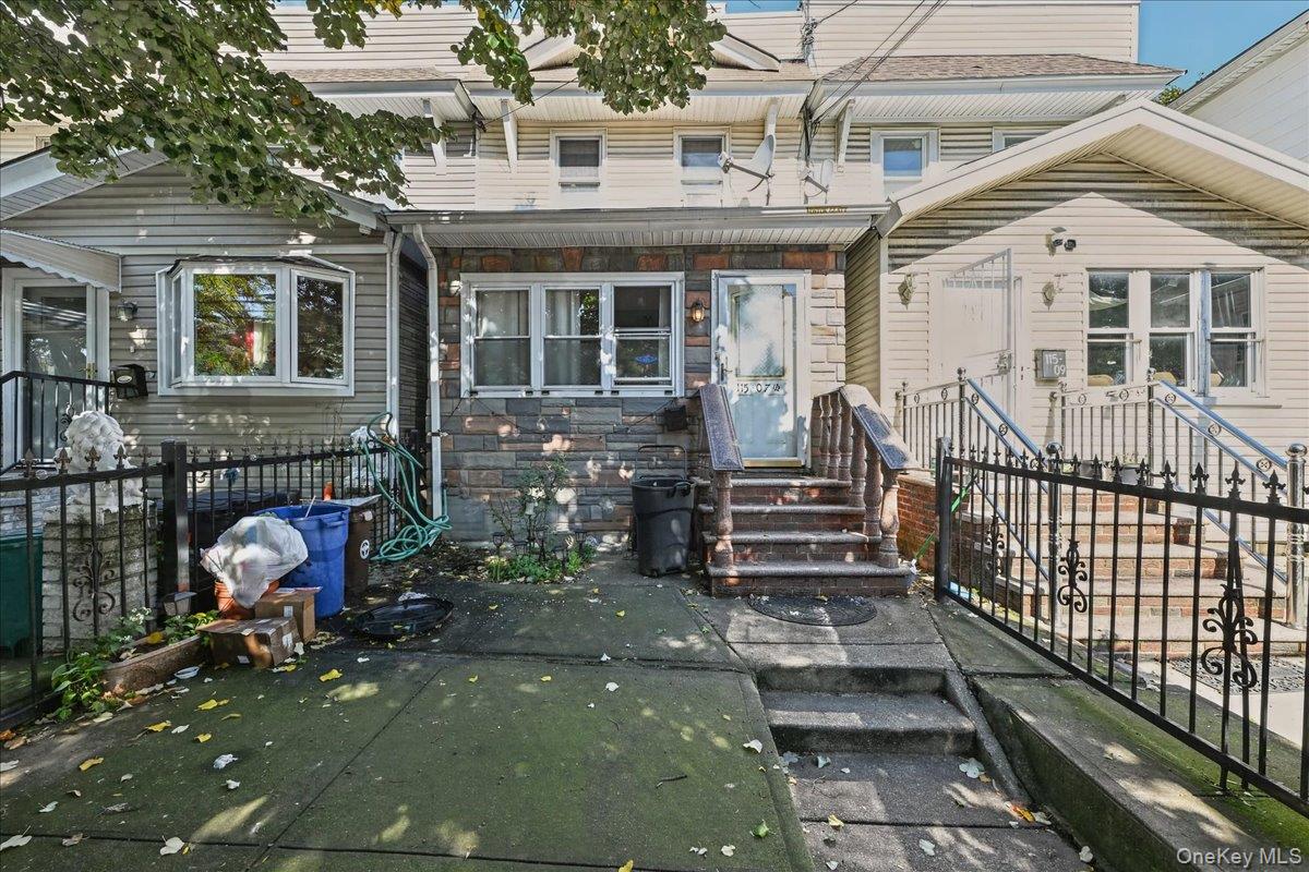 11507 103rd Avenue – For Sale photo 2