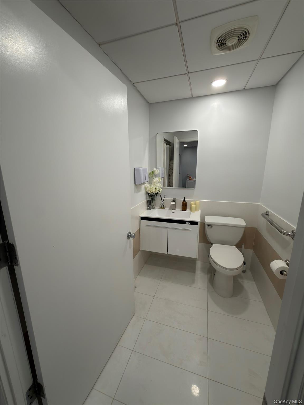 3635 Bell Boulevard, Unit 202 photo 11