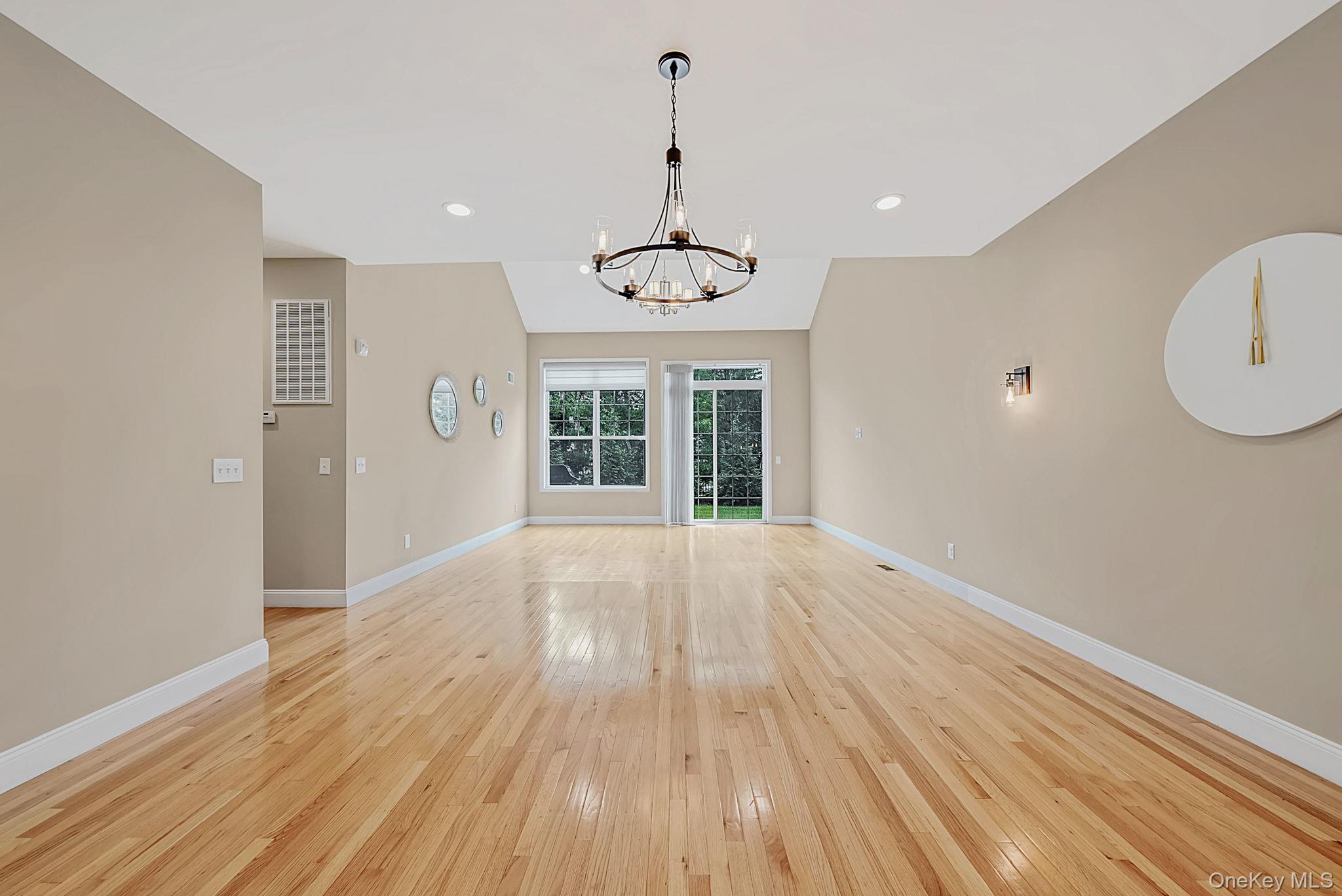 2305 Townhome Way – For Sale photo 13