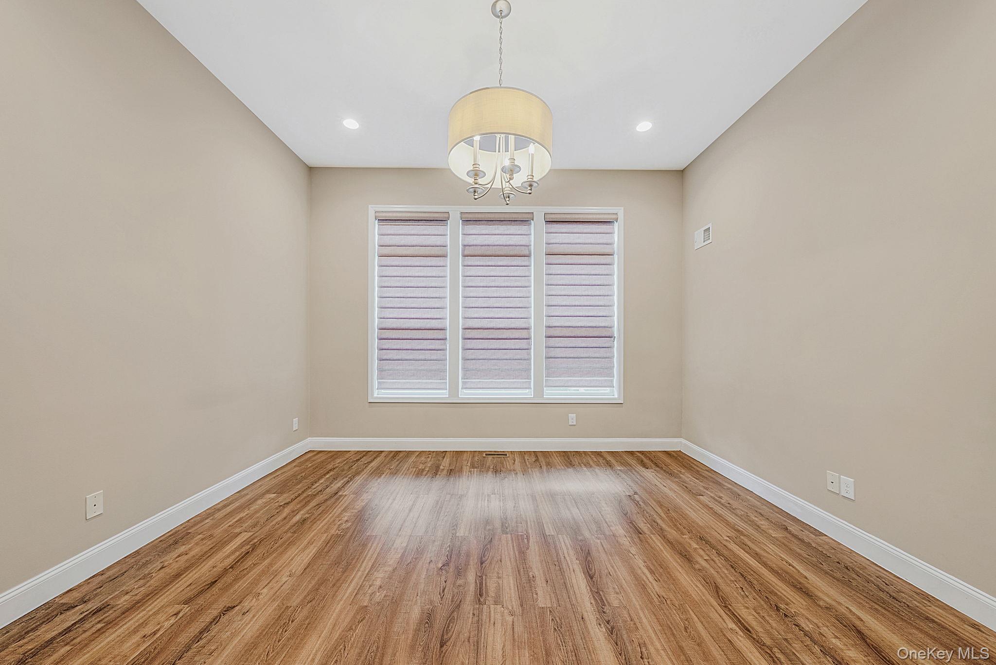2305 Townhome Way – For Sale photo 16