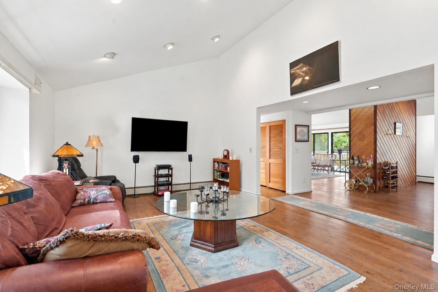 1 Kings Grant Way – For Sale photo 17