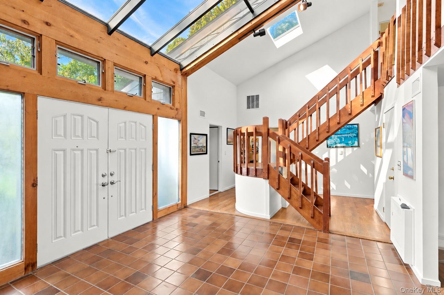 1 Kings Grant Way – For Sale photo 10