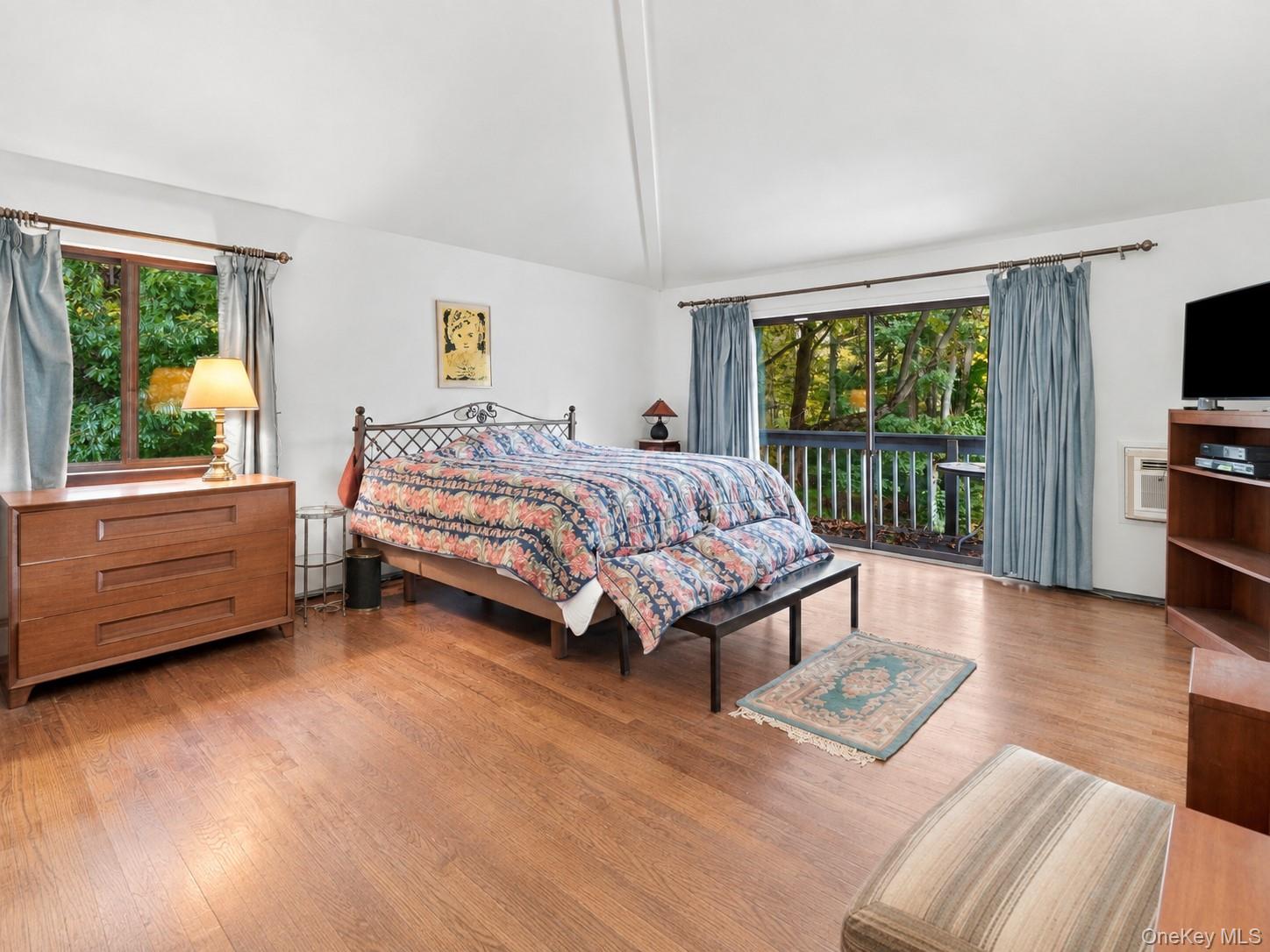 1 Kings Grant Way – For Sale photo 33