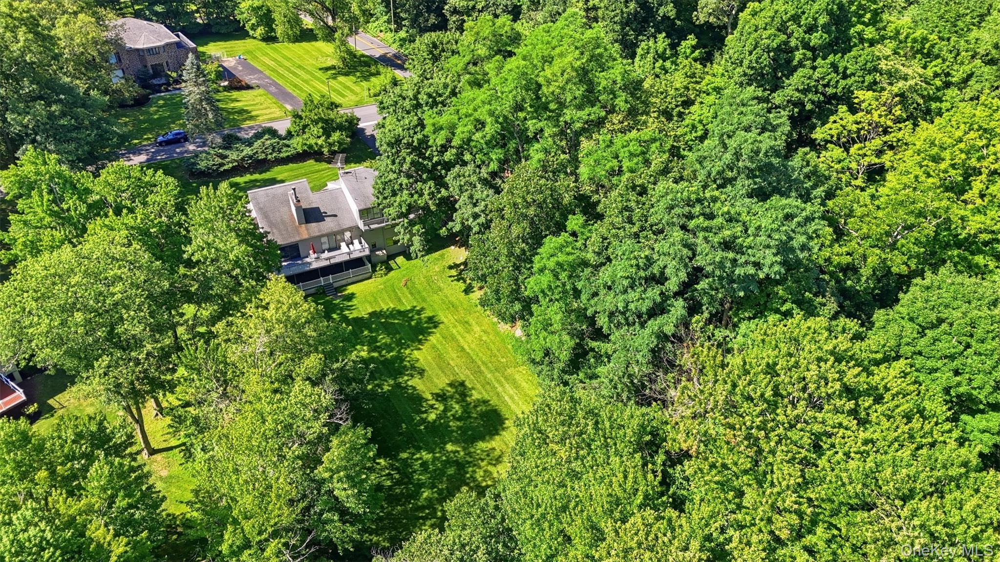 1 Kings Grant Way – For Sale photo 3