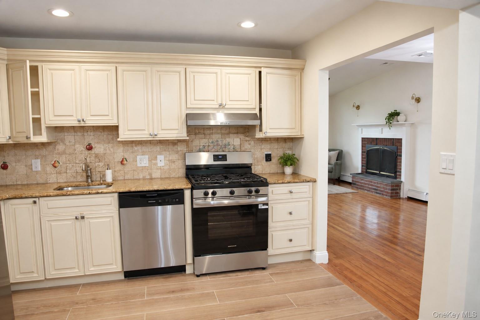 86 Iceland Drive – For Sale photo 9