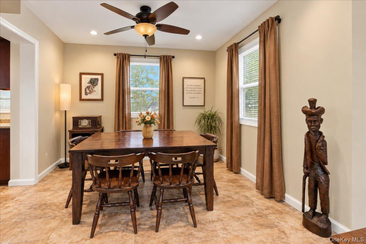2653 Harding Avenue – For Sale photo 14