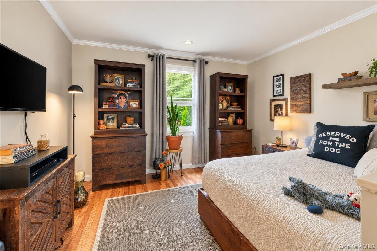 2653 Harding Avenue – For Sale photo 9