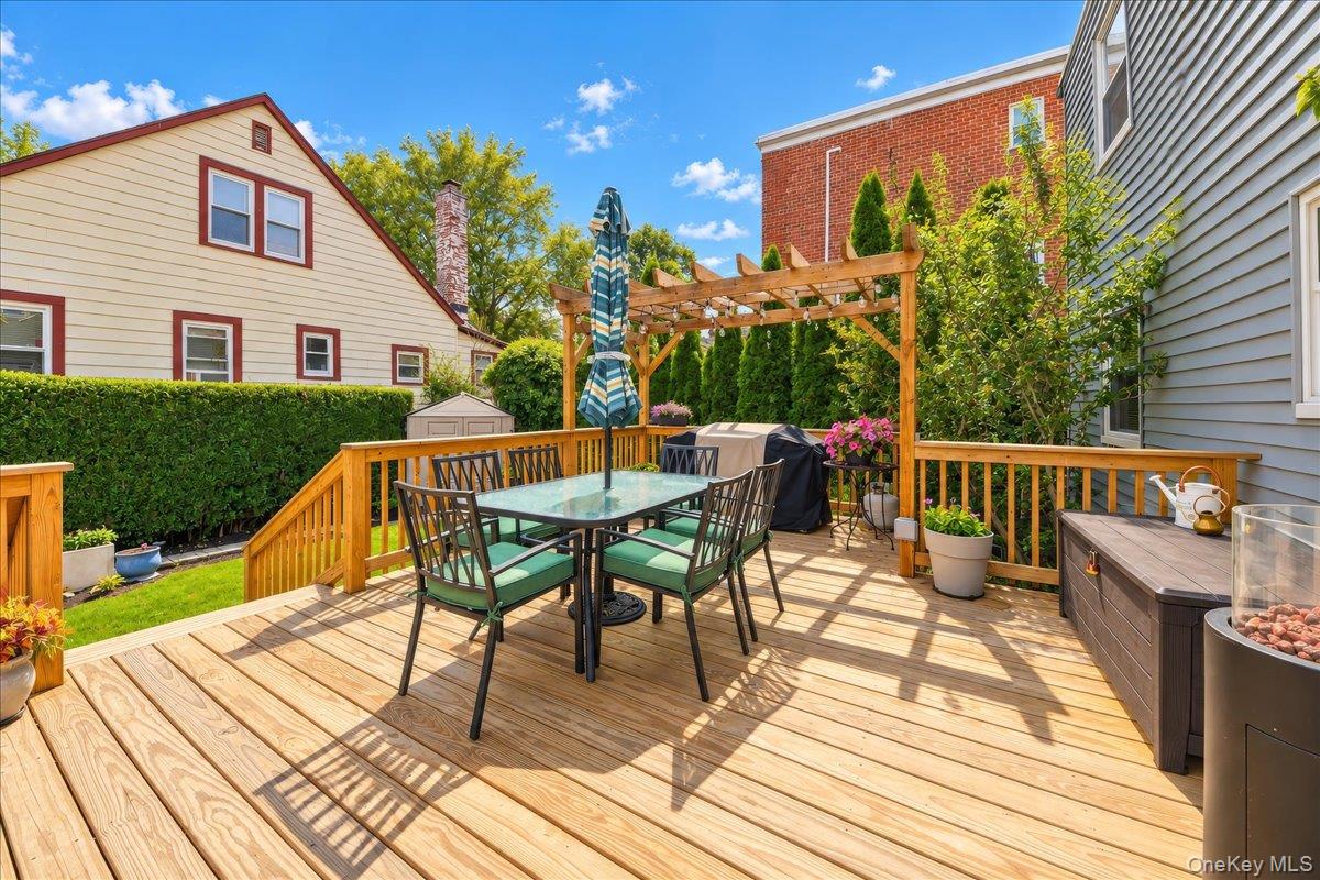 2653 Harding Avenue – For Sale photo 20