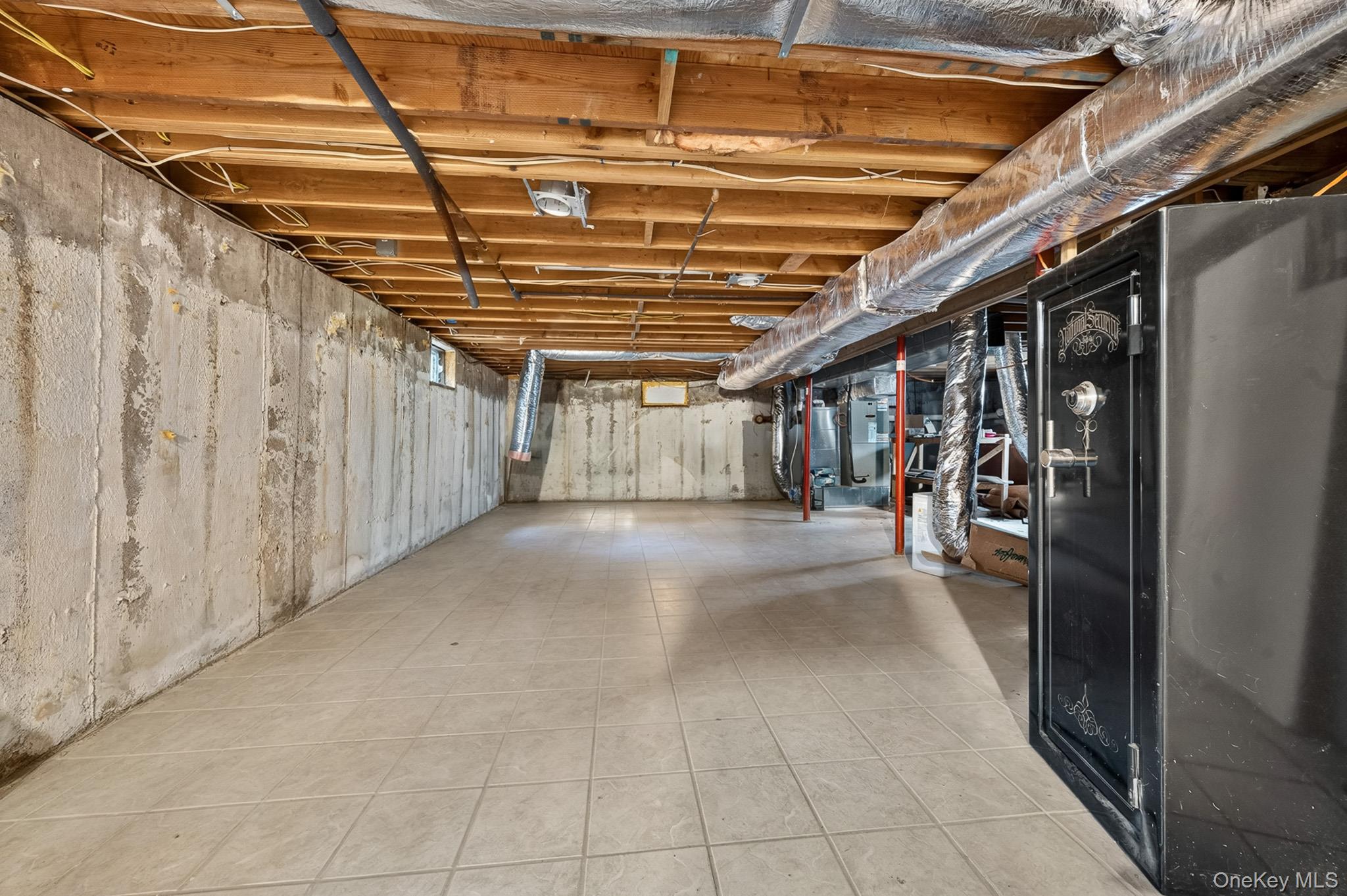 34 Pinelawn Avenue – For Sale photo 41