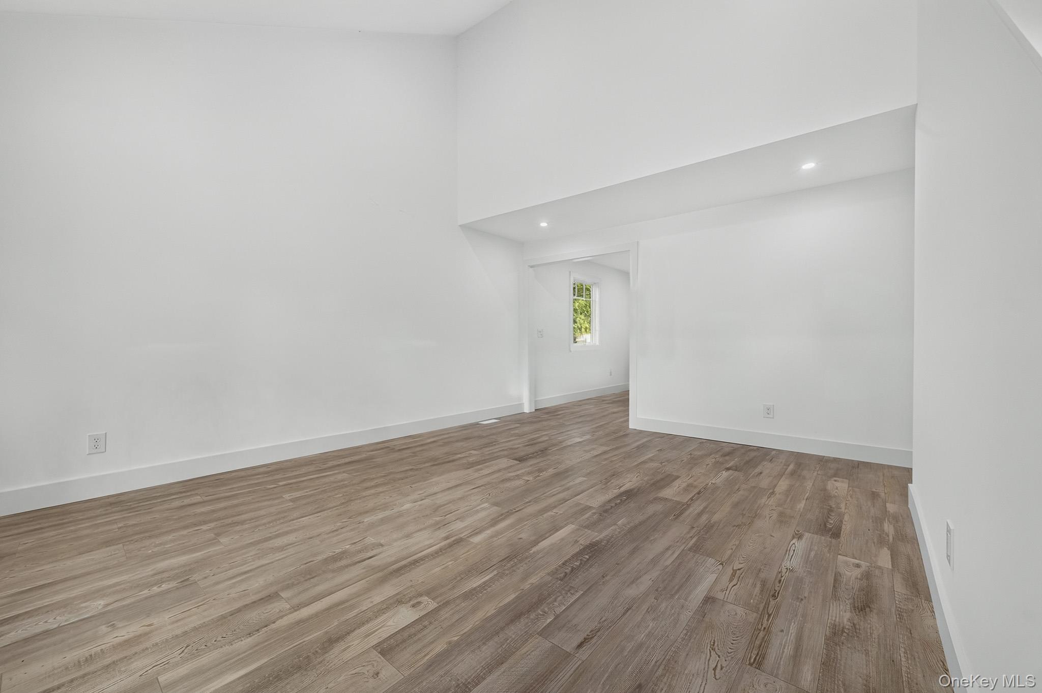 34 Pinelawn Avenue – For Sale photo 7