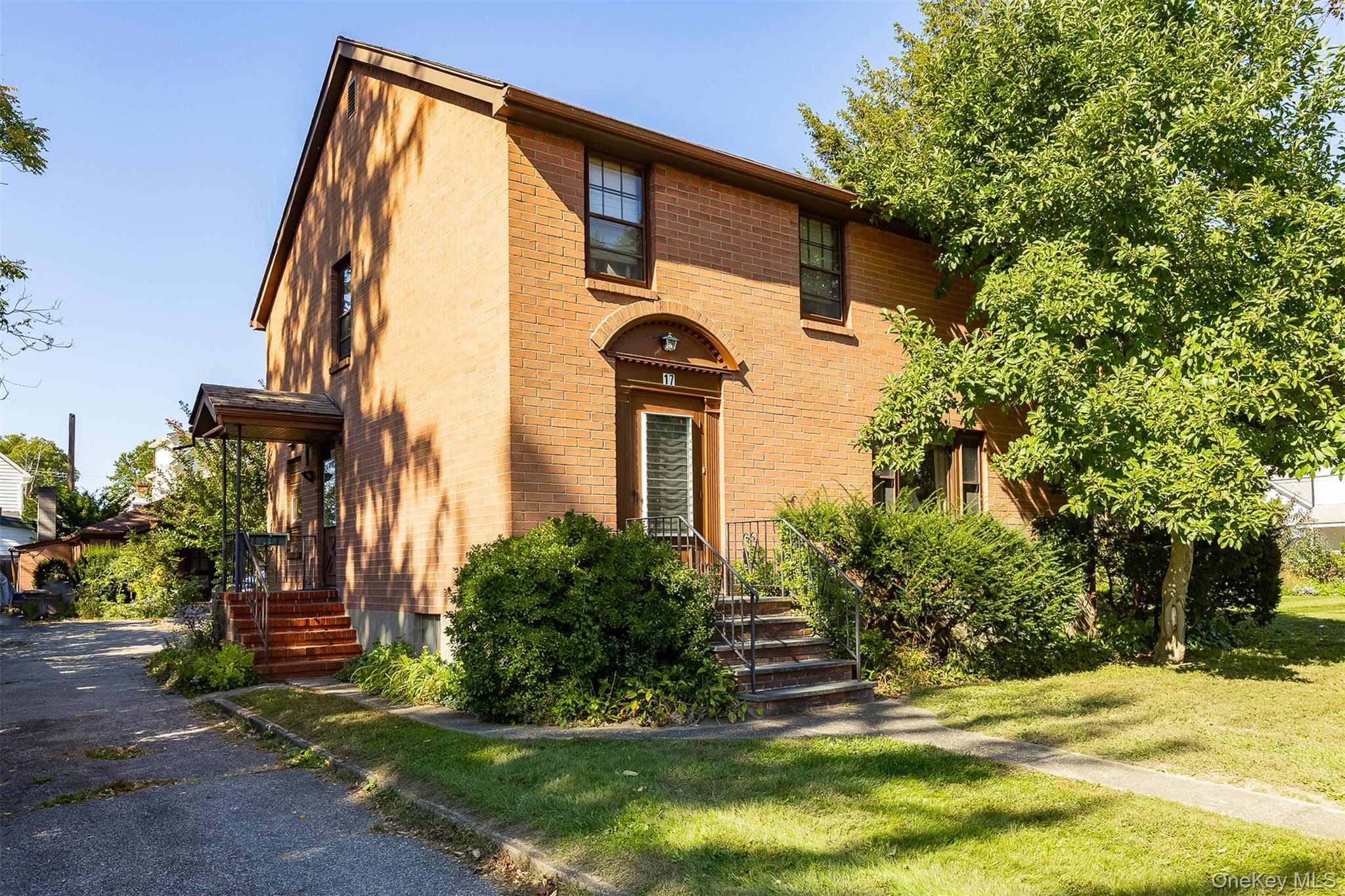 17 N Brett Street – For Sale photo 3