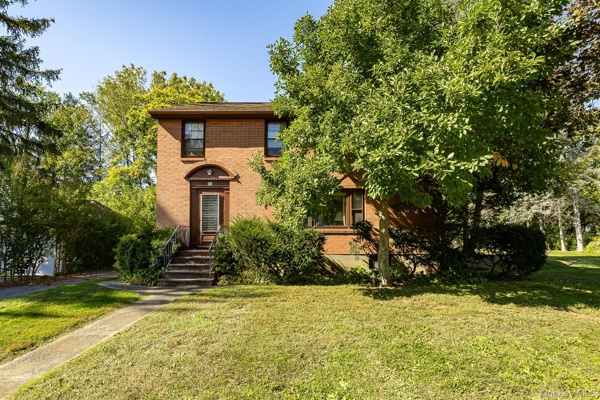 17 N Brett Street – For Sale photo 2