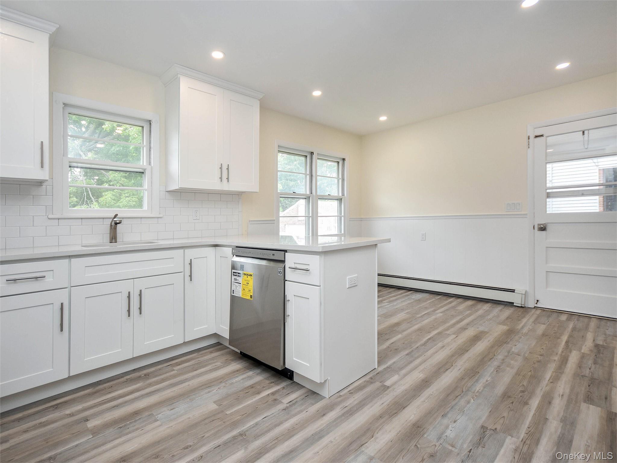 60 Smith Street – For Rent photo 10