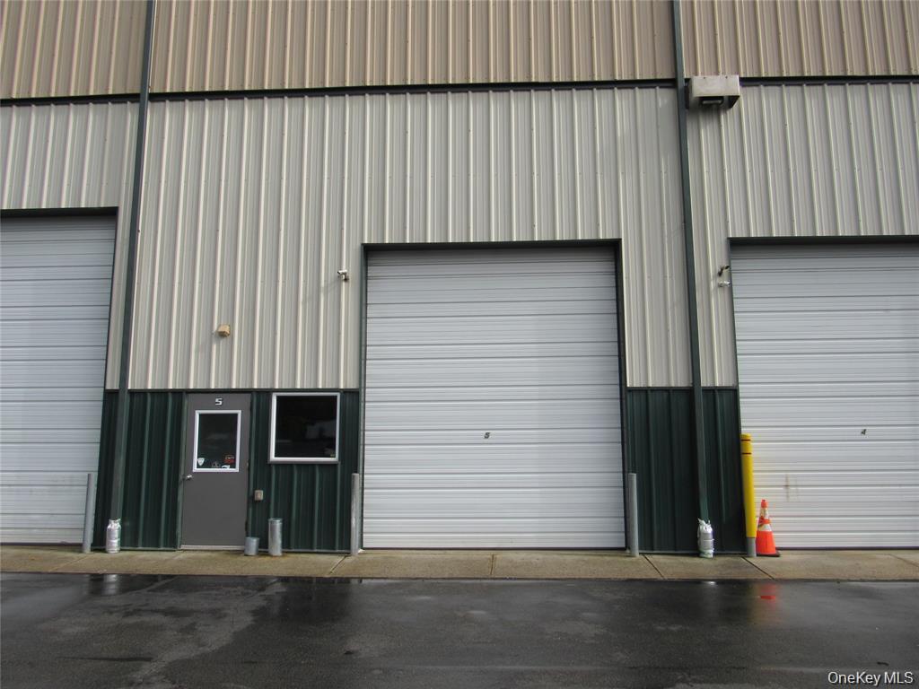 1015 E Main Street, Unit 5