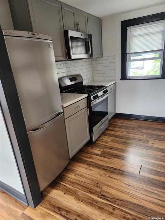 9 Court Street E, Unit 1 Rear photo 5