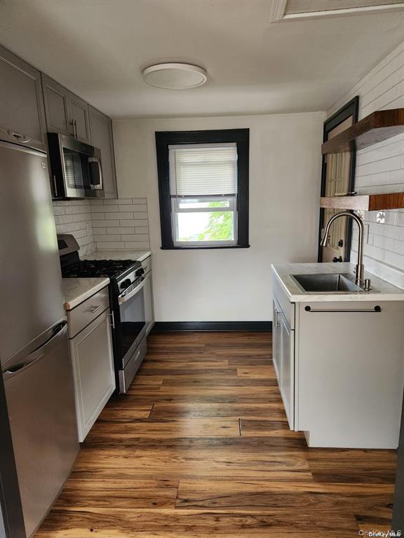 9 Court Street E, Unit 1 Rear photo 4