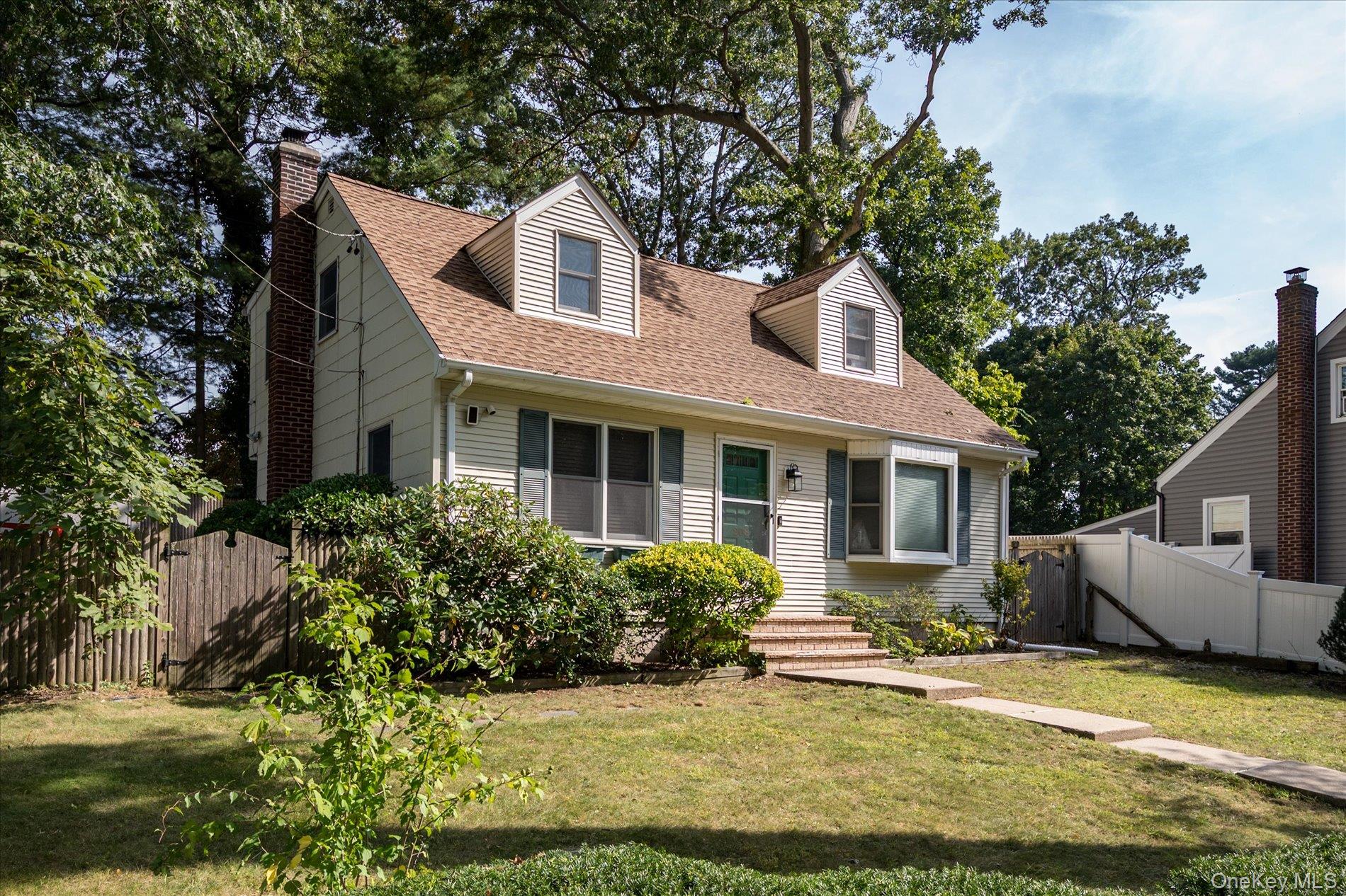 208 Melville Road – For Sale photo 3